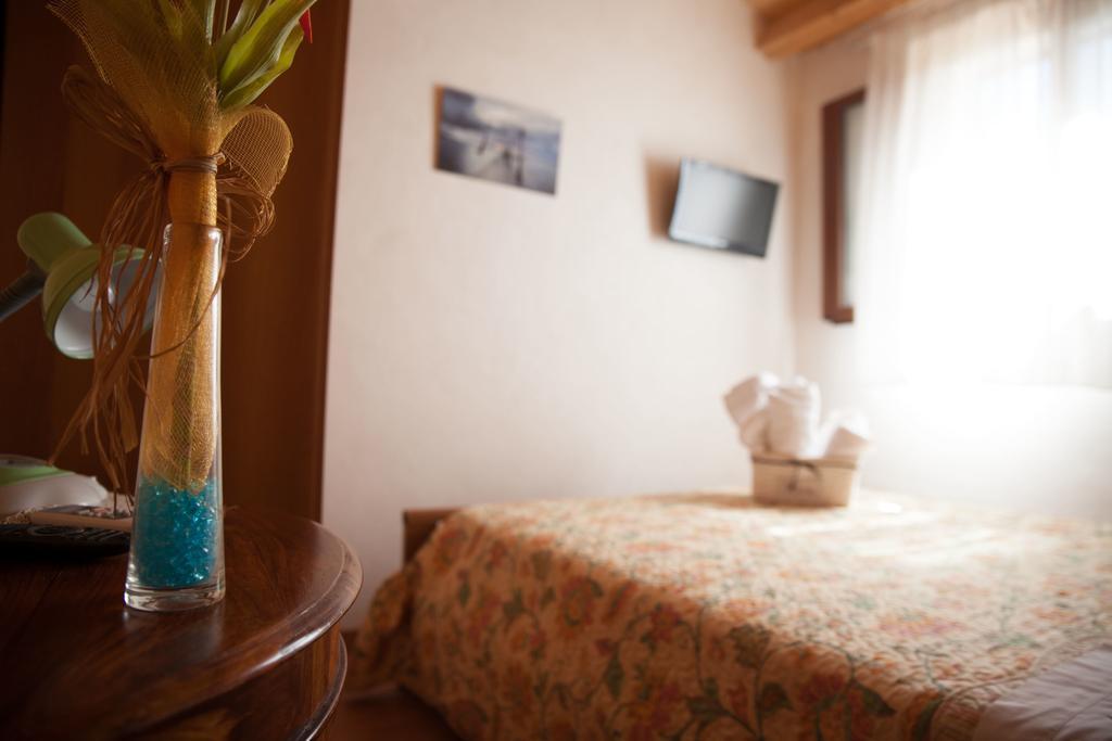 Acqua Di Mare Bed and Breakfast Locogrande Eksteriør billede